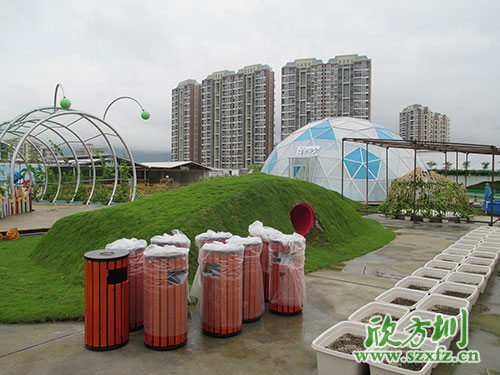 欣方圳鋼木垃圾桶，園林景區(qū)環(huán)境提升的好助手
